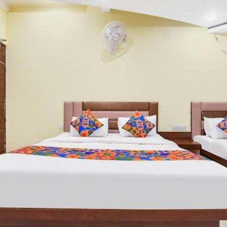 Fabexpress Poonam Palace Ahmedabad Ngoại thất bức ảnh