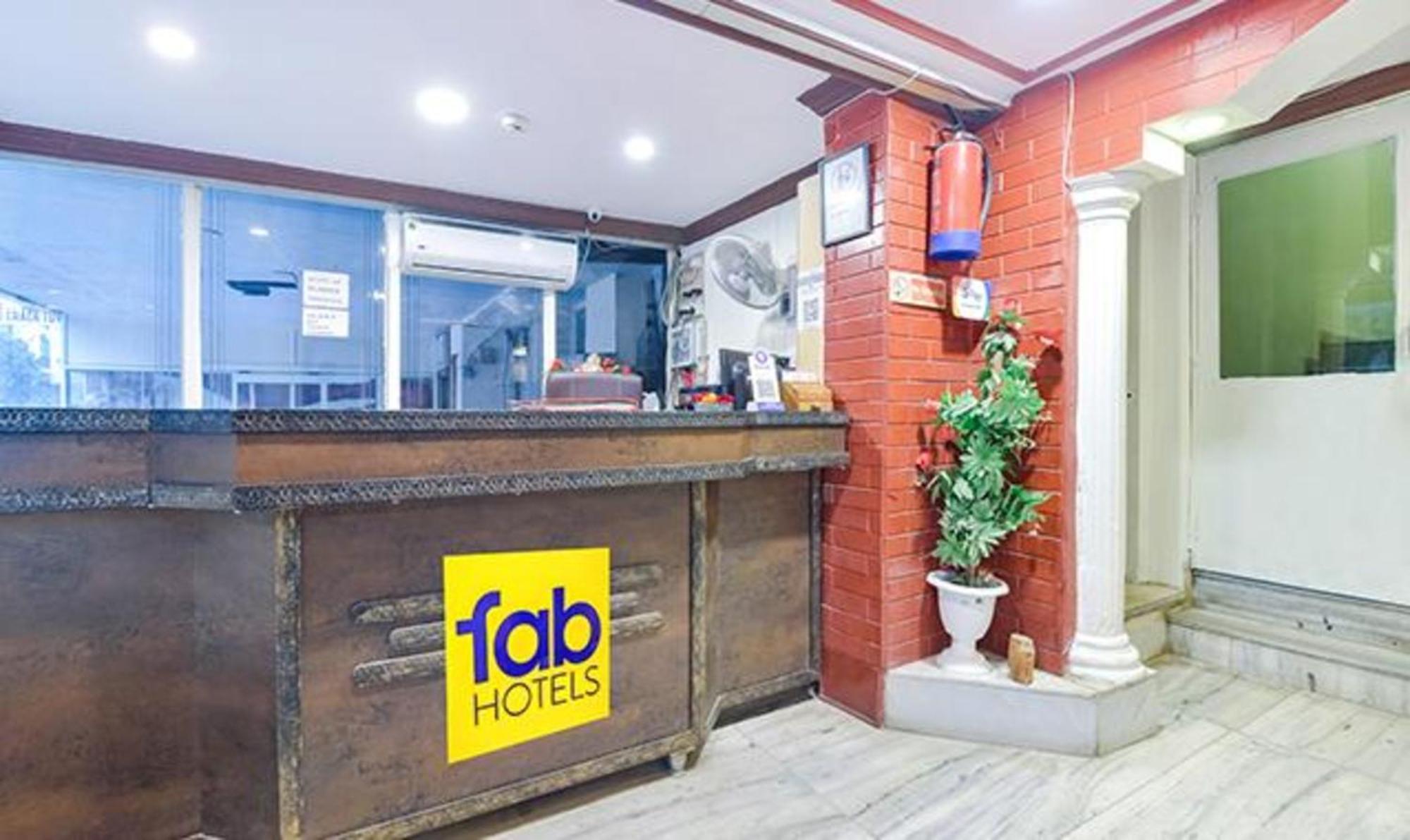 Fabexpress Poonam Palace Ahmedabad Ngoại thất bức ảnh