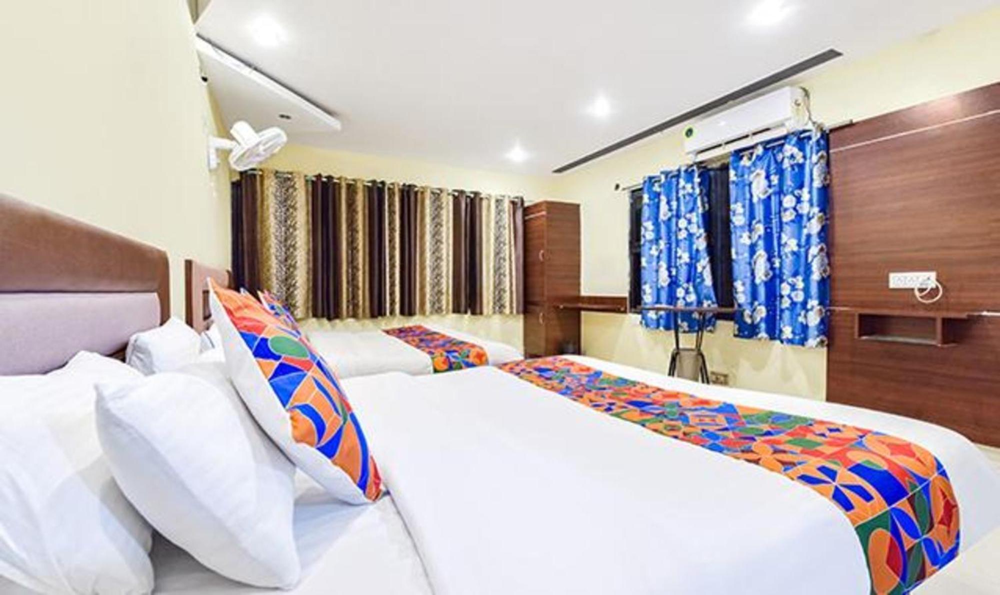 Fabexpress Poonam Palace Ahmedabad Ngoại thất bức ảnh