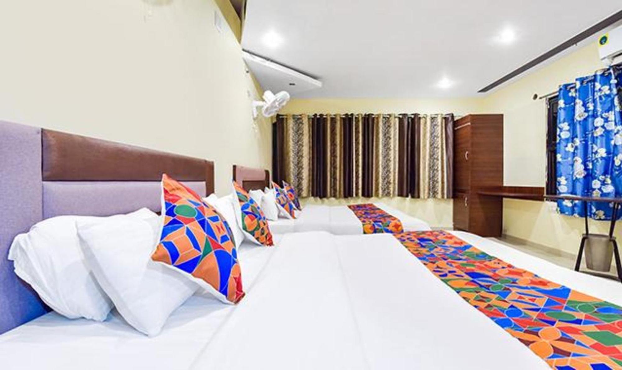 Fabexpress Poonam Palace Ahmedabad Ngoại thất bức ảnh